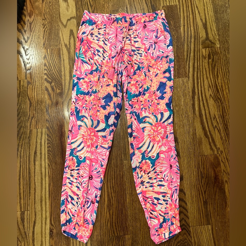 Lily Pulitzer piper pant.  Swirling seadream